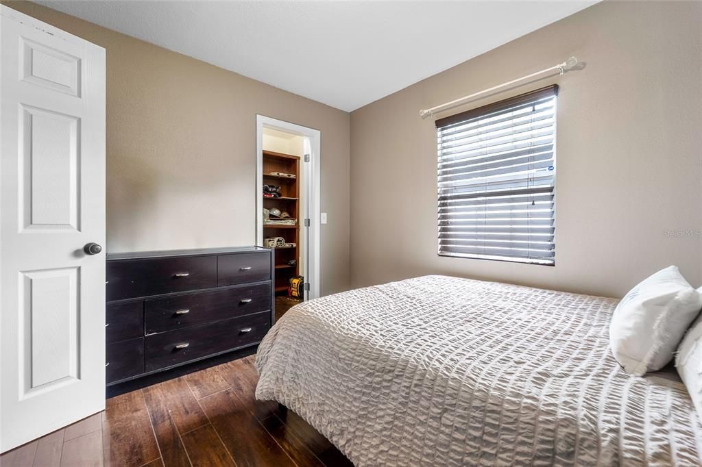 For Sale: $445,900 (3 beds, 2 baths, 1392 Square Feet)