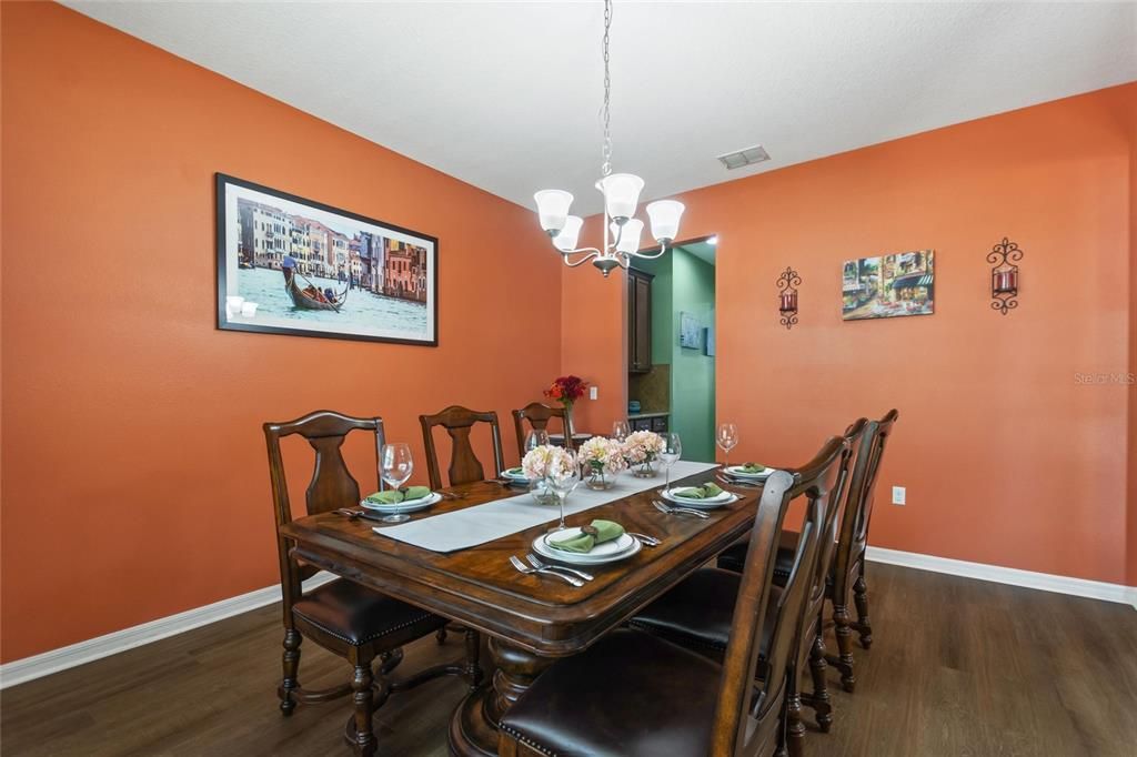 For Sale: $764,900 (5 beds, 4 baths, 5344 Square Feet)