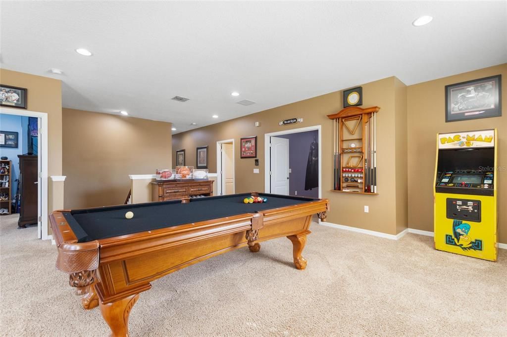 For Sale: $764,900 (5 beds, 4 baths, 5344 Square Feet)