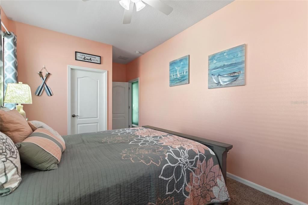 For Sale: $764,900 (5 beds, 4 baths, 5344 Square Feet)