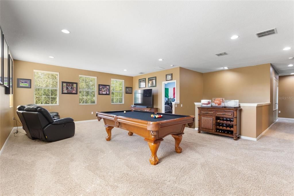 For Sale: $764,900 (5 beds, 4 baths, 5344 Square Feet)