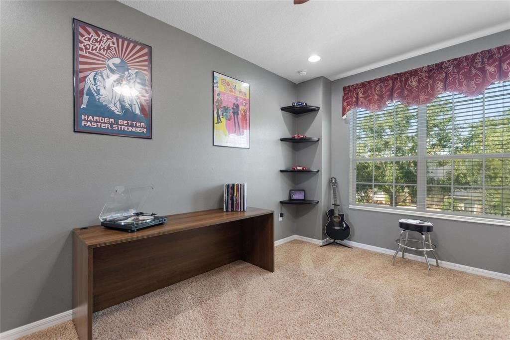 For Sale: $764,900 (5 beds, 4 baths, 5344 Square Feet)