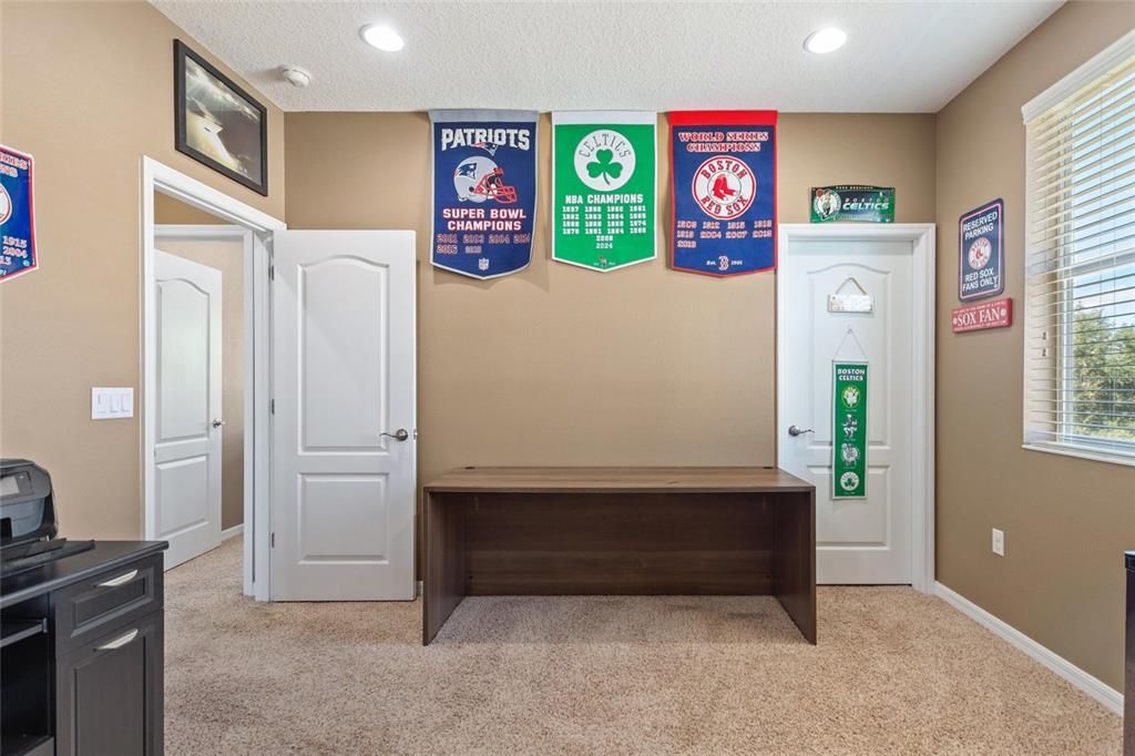 For Sale: $764,900 (5 beds, 4 baths, 5344 Square Feet)