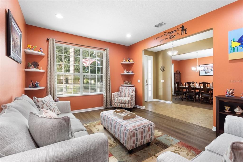 For Sale: $764,900 (5 beds, 4 baths, 5344 Square Feet)