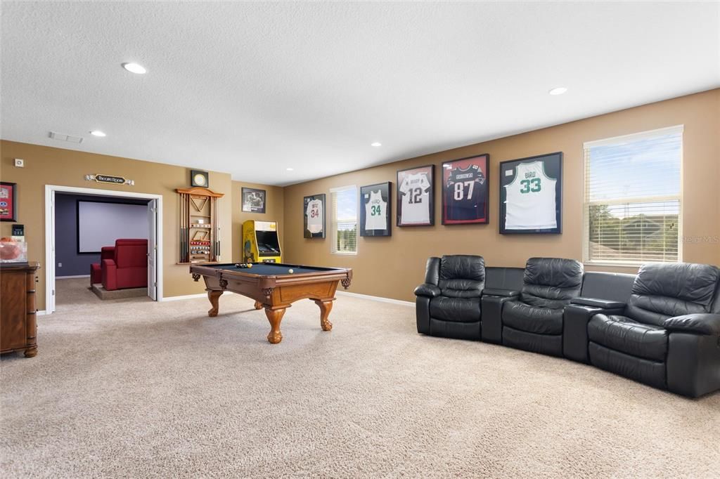 For Sale: $764,900 (5 beds, 4 baths, 5344 Square Feet)