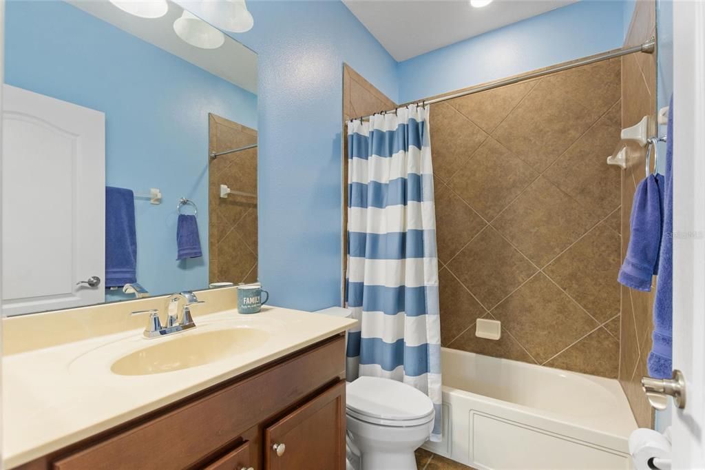 For Sale: $764,900 (5 beds, 4 baths, 5344 Square Feet)