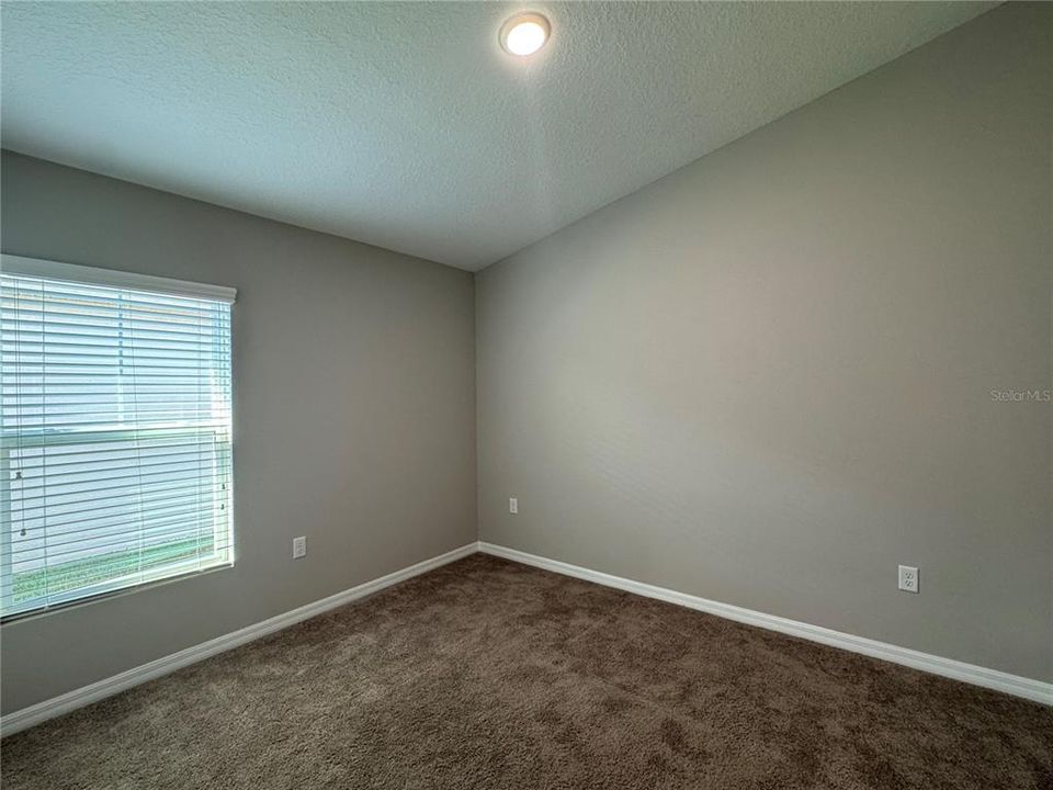 For Rent: $2,500 (4 beds, 2 baths, 1850 Square Feet)