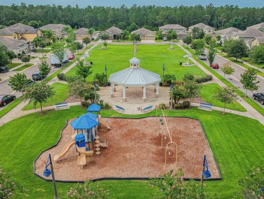 For Rent: $2,500 (4 beds, 2 baths, 1850 Square Feet)