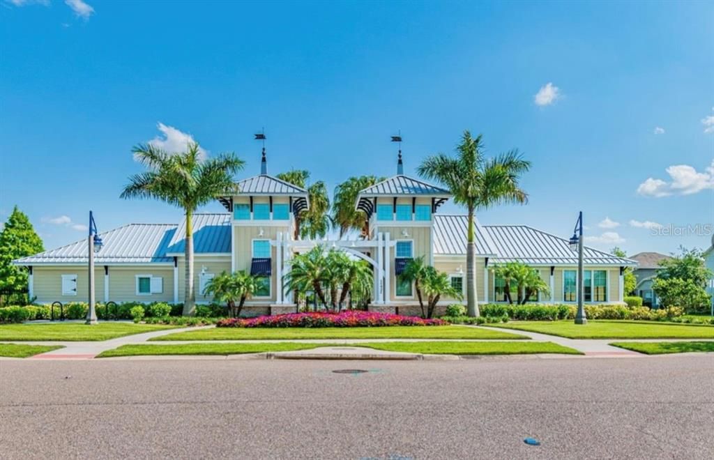 For Rent: $2,500 (4 beds, 2 baths, 1850 Square Feet)