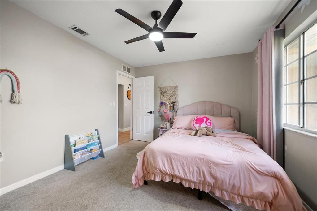 合同活跃: $485,000 (3 贝兹, 2 浴室, 1673 平方英尺)