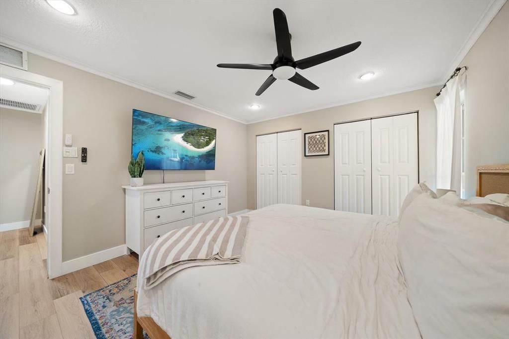 合同活跃: $485,000 (3 贝兹, 2 浴室, 1673 平方英尺)