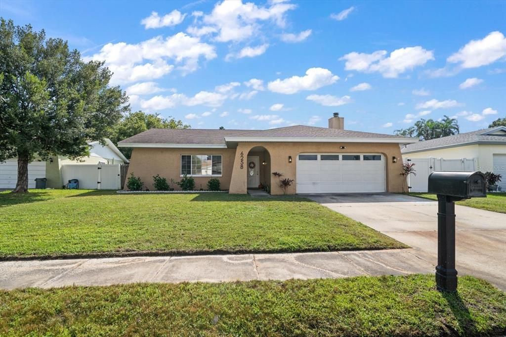 合同活跃: $485,000 (3 贝兹, 2 浴室, 1673 平方英尺)