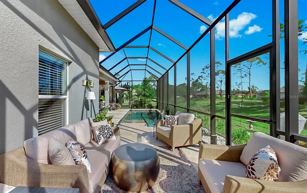 Activo con contrato: $460,000 (4 camas, 2 baños, 1707 Pies cuadrados)