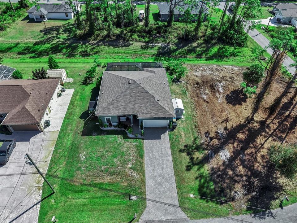 Activo con contrato: $460,000 (4 camas, 2 baños, 1707 Pies cuadrados)