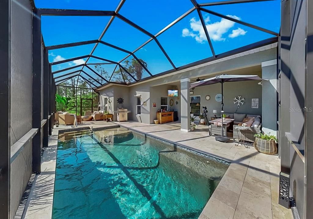 Activo con contrato: $460,000 (4 camas, 2 baños, 1707 Pies cuadrados)