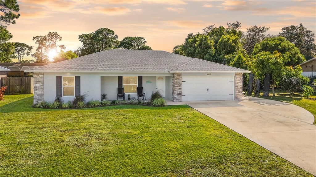 合同活跃: $377,000 (3 贝兹, 2 浴室, 1534 平方英尺)