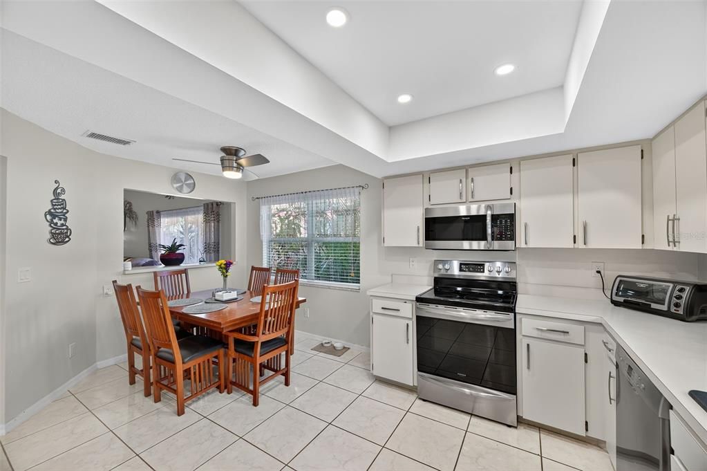 Active With Contract: $399,990 (3 beds, 2 baths, 1348 Square Feet)