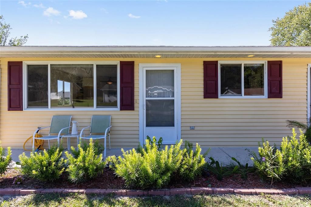 待售: $154,900 (1 贝兹, 1 浴室, 666 平方英尺)