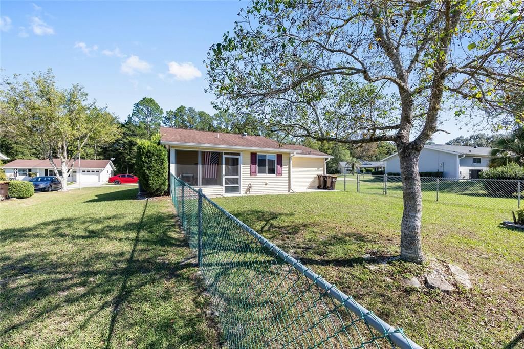 待售: $154,900 (1 贝兹, 1 浴室, 666 平方英尺)