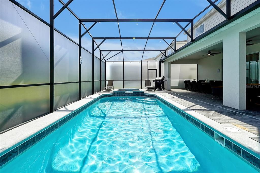 待售: $995,000 (10 贝兹, 8 浴室, 4399 平方英尺)