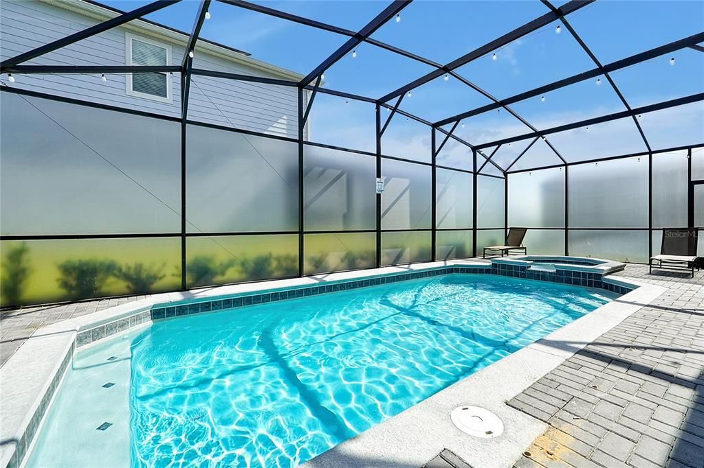 待售: $995,000 (10 贝兹, 8 浴室, 4399 平方英尺)