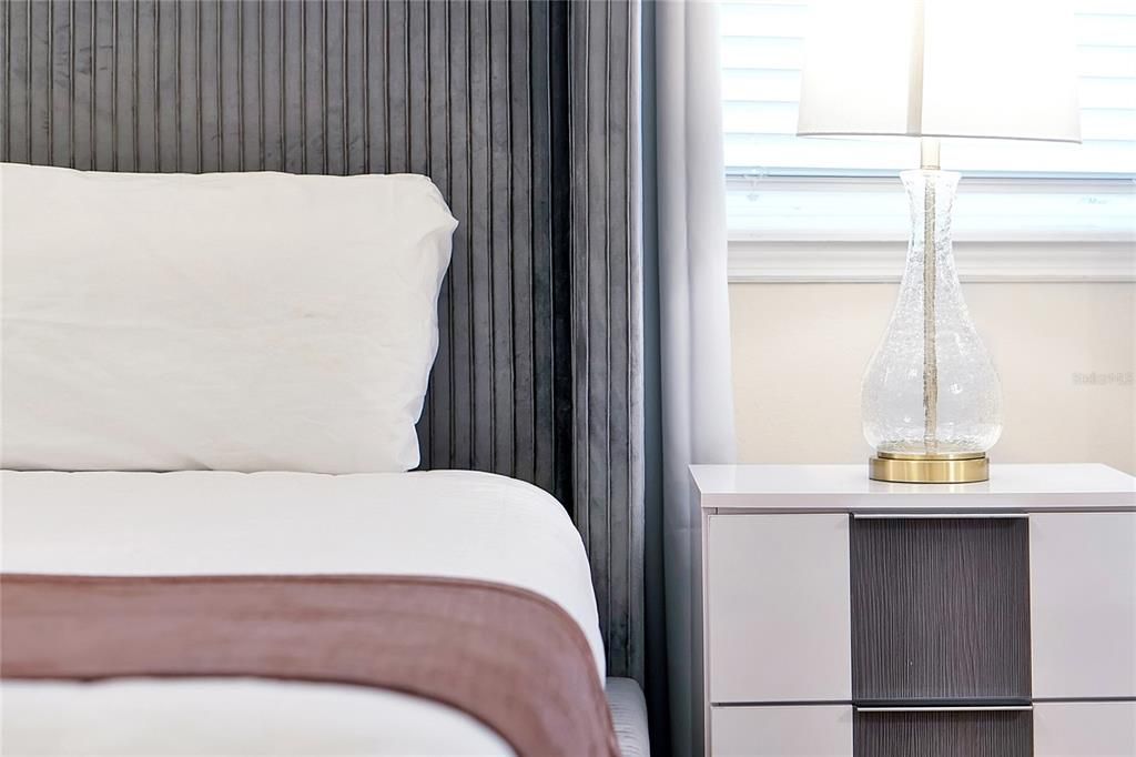 待售: $995,000 (10 贝兹, 8 浴室, 4399 平方英尺)