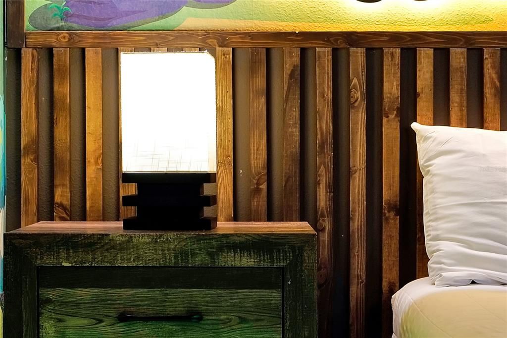 待售: $995,000 (10 贝兹, 8 浴室, 4399 平方英尺)