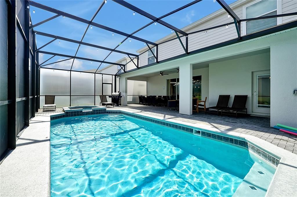 待售: $995,000 (10 贝兹, 8 浴室, 4399 平方英尺)