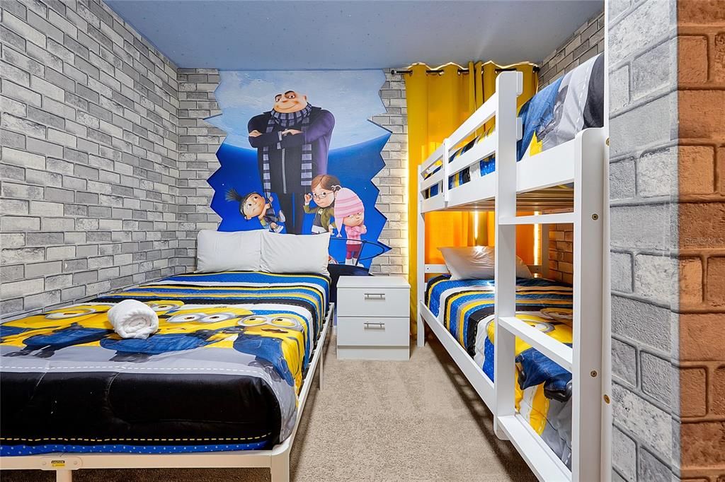 待售: $995,000 (10 贝兹, 8 浴室, 4399 平方英尺)