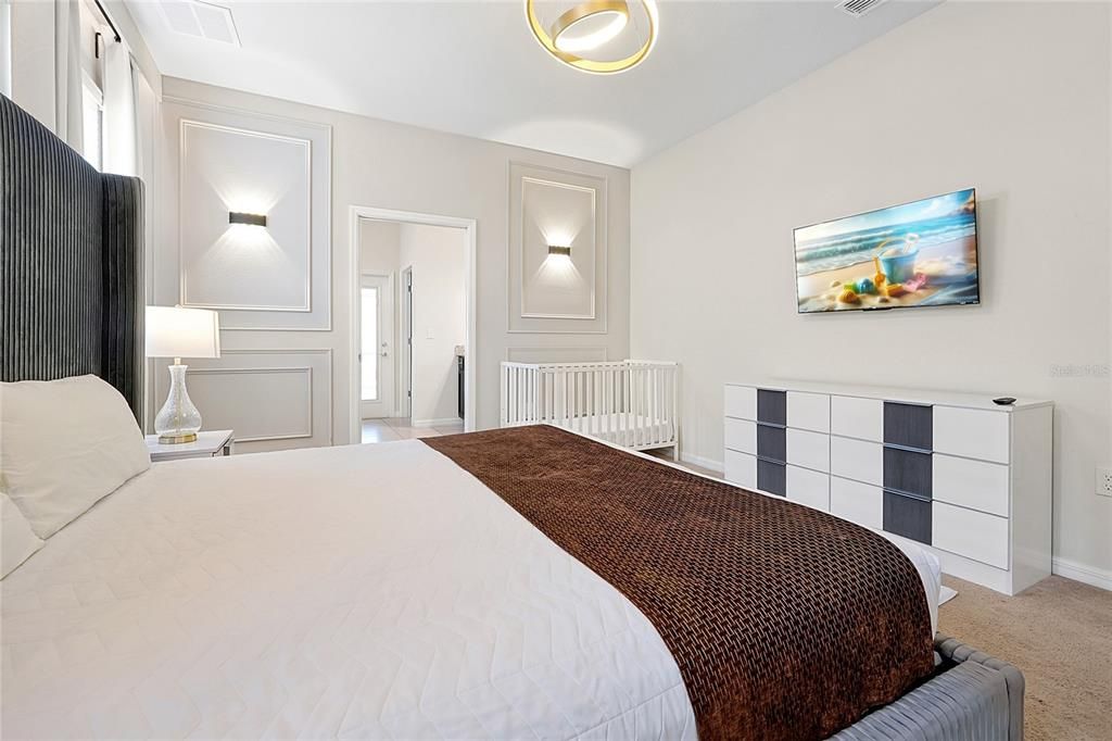 待售: $995,000 (10 贝兹, 8 浴室, 4399 平方英尺)