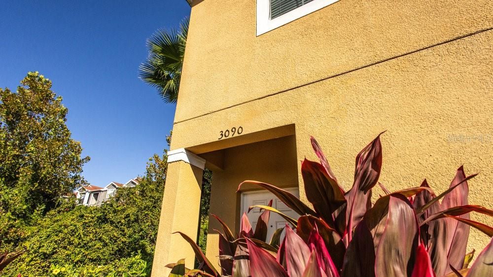 合同活跃: $309,900 (3 贝兹, 2 浴室, 1470 平方英尺)