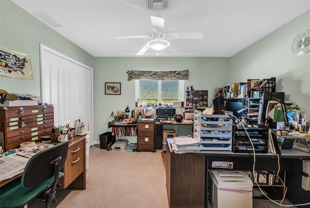 Active With Contract: $340,000 (3 beds, 2 baths, 1626 Square Feet)