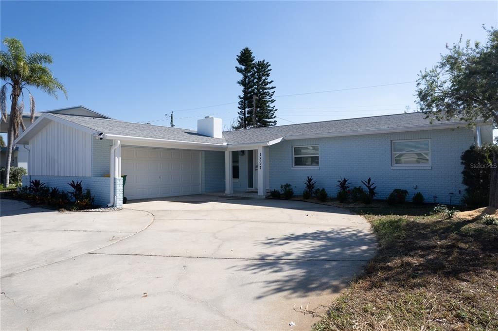 En Renta: $4,300 (3 camas, 2 baños, 1716 Pies cuadrados)