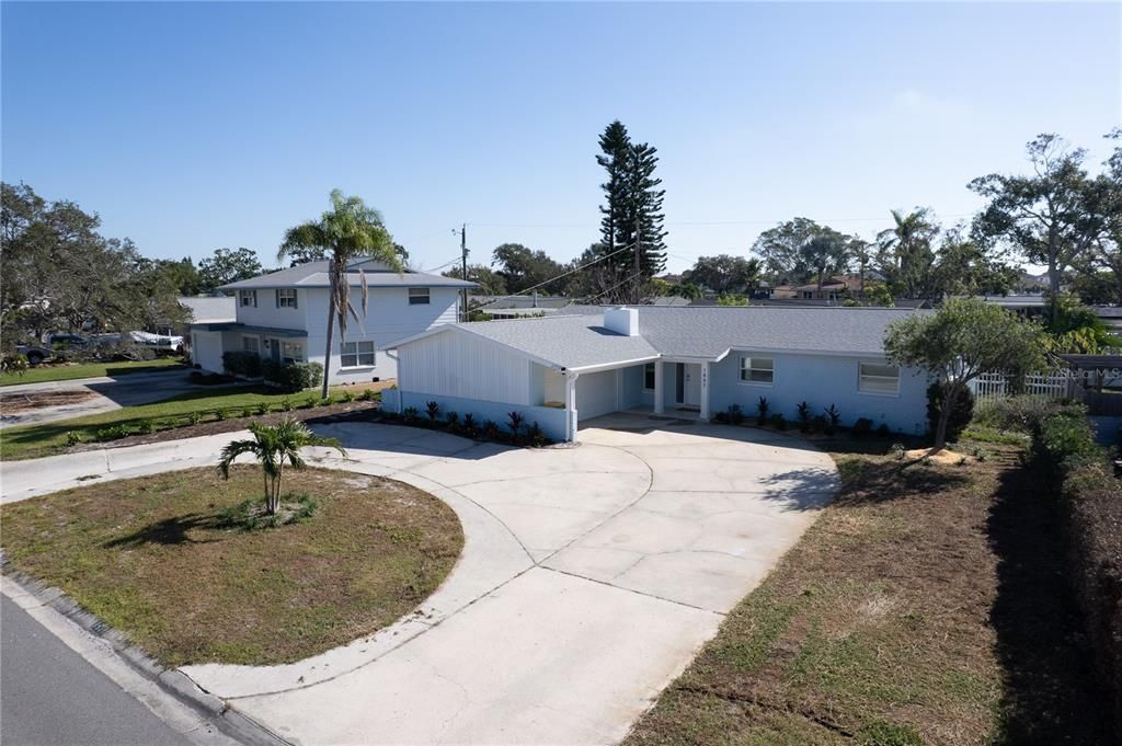 En Renta: $4,300 (3 camas, 2 baños, 1716 Pies cuadrados)