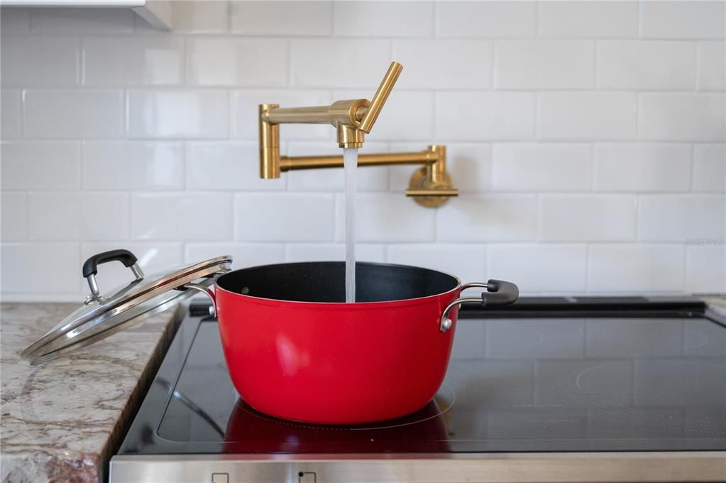 En Renta: $4,300 (3 camas, 2 baños, 1716 Pies cuadrados)