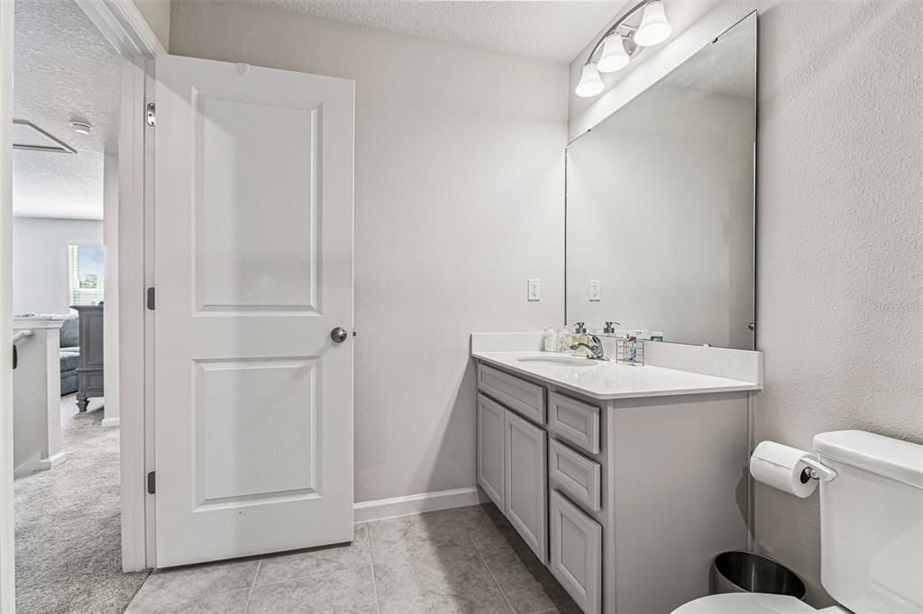 For Sale: $379,900 (3 beds, 2 baths, 1866 Square Feet)