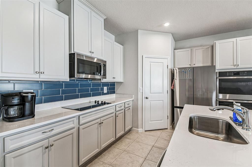 For Sale: $379,900 (3 beds, 2 baths, 1866 Square Feet)