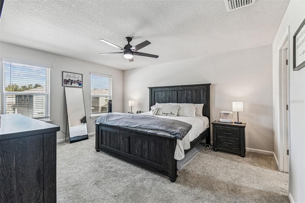 For Sale: $379,900 (3 beds, 2 baths, 1866 Square Feet)