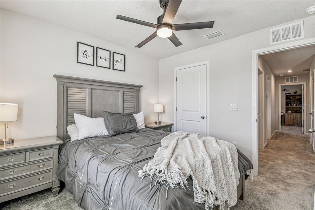 For Sale: $379,900 (3 beds, 2 baths, 1866 Square Feet)