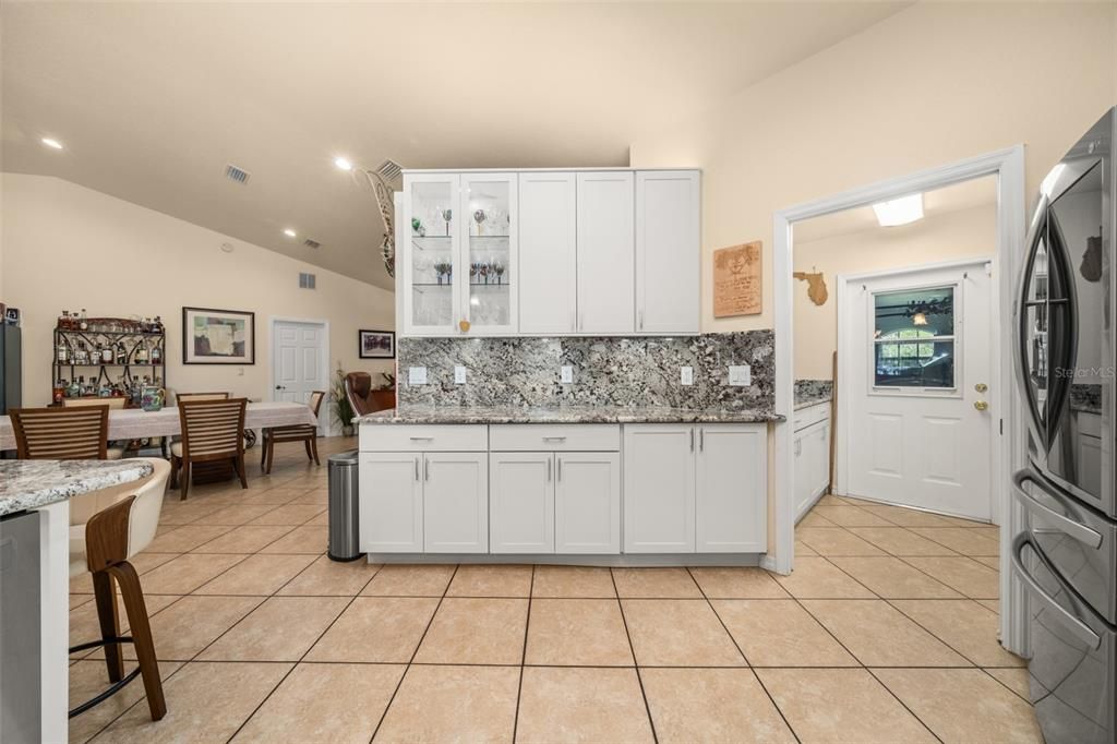 For Sale: $825,000 (3 beds, 2 baths, 2091 Square Feet)