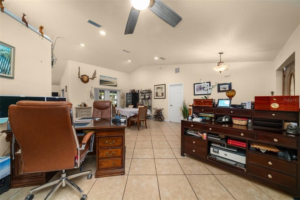 For Sale: $825,000 (3 beds, 2 baths, 2091 Square Feet)