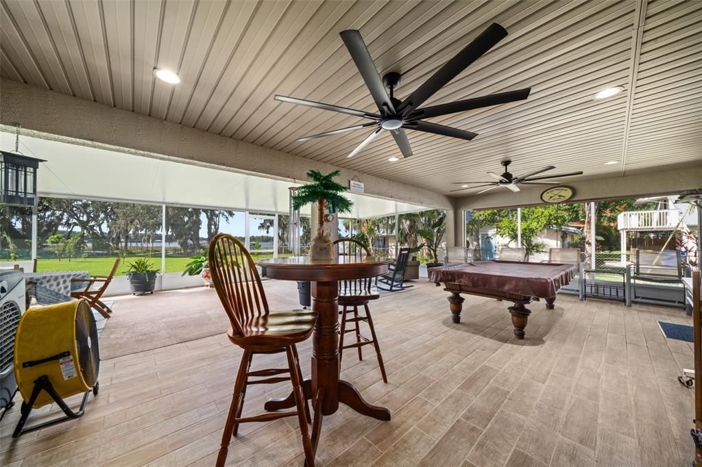 For Sale: $825,000 (3 beds, 2 baths, 2091 Square Feet)