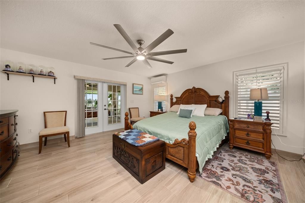 For Sale: $825,000 (3 beds, 2 baths, 2091 Square Feet)