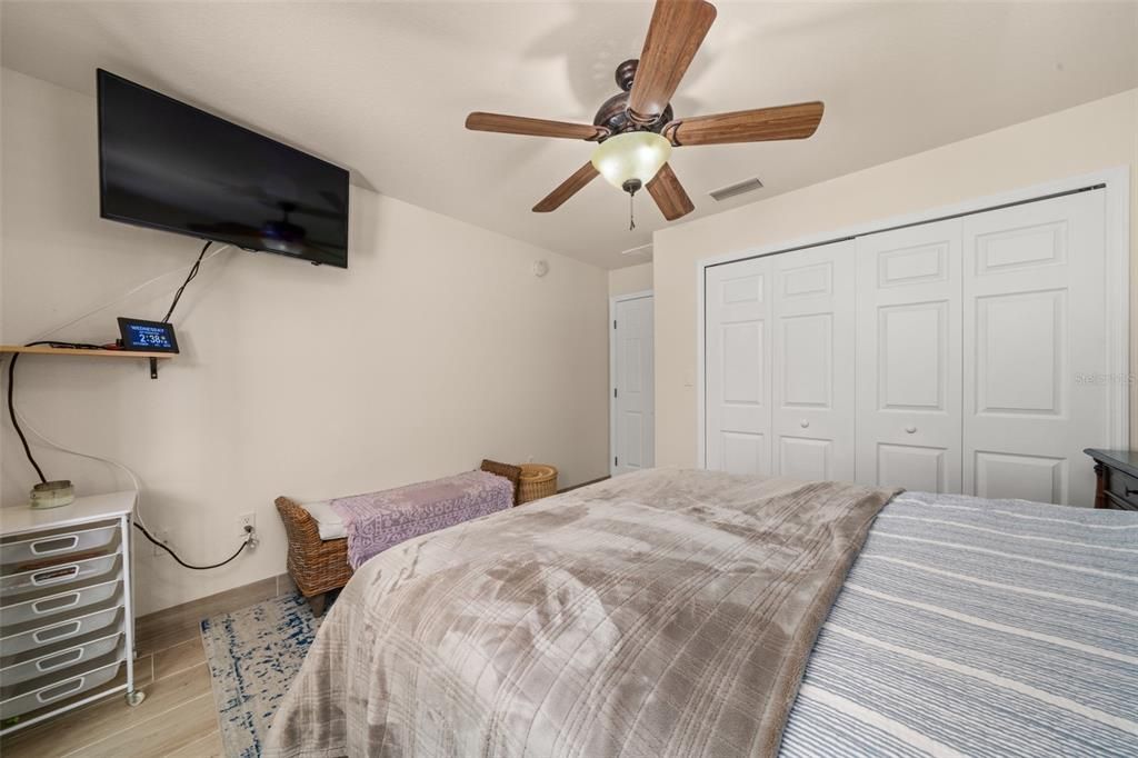 For Sale: $825,000 (3 beds, 2 baths, 2091 Square Feet)