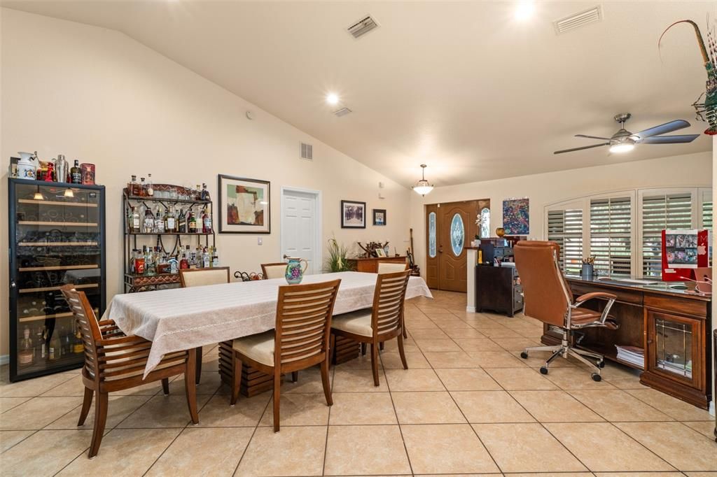 For Sale: $825,000 (3 beds, 2 baths, 2091 Square Feet)