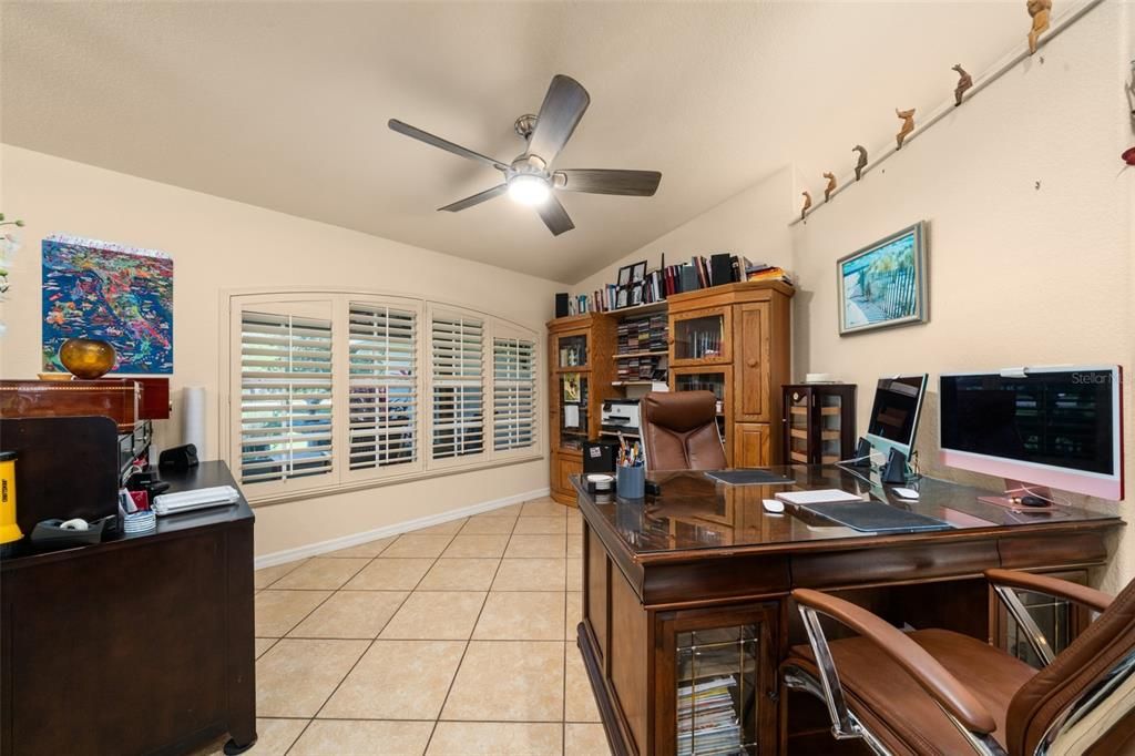 For Sale: $825,000 (3 beds, 2 baths, 2091 Square Feet)