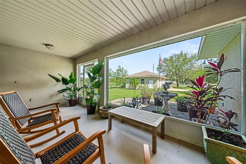 For Sale: $825,000 (3 beds, 2 baths, 2091 Square Feet)