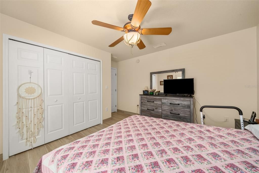 For Sale: $825,000 (3 beds, 2 baths, 2091 Square Feet)