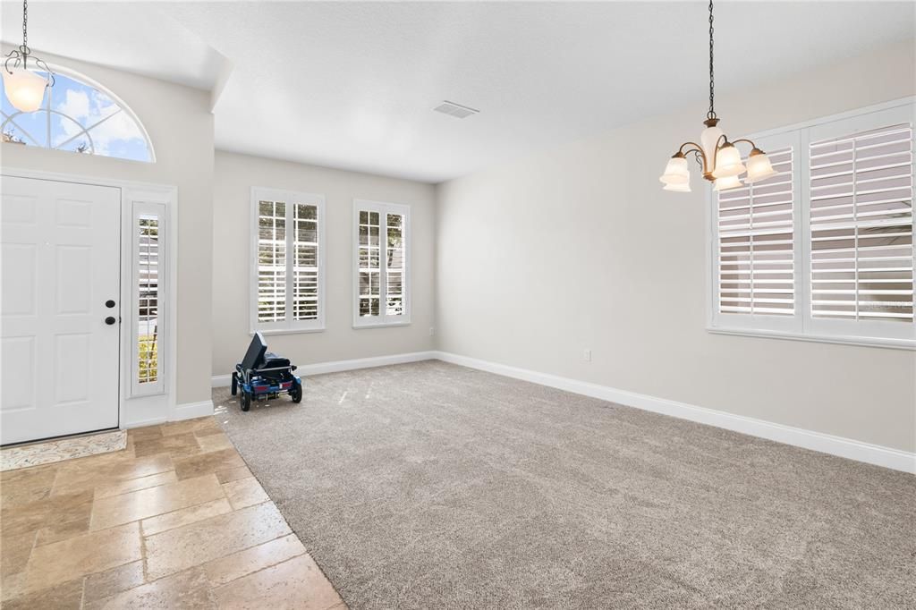 待售: $425,500 (4 贝兹, 2 浴室, 2229 平方英尺)