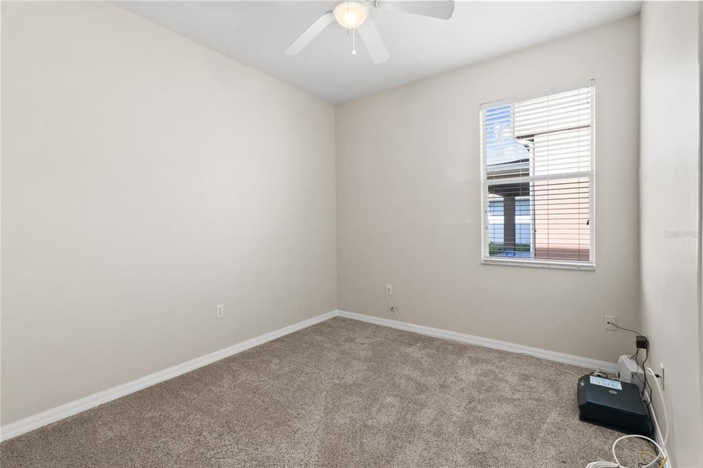 待售: $425,500 (4 贝兹, 2 浴室, 2229 平方英尺)